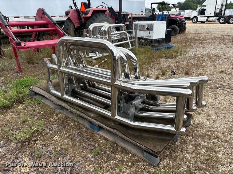 Approximately 10 grill guards - ER3014