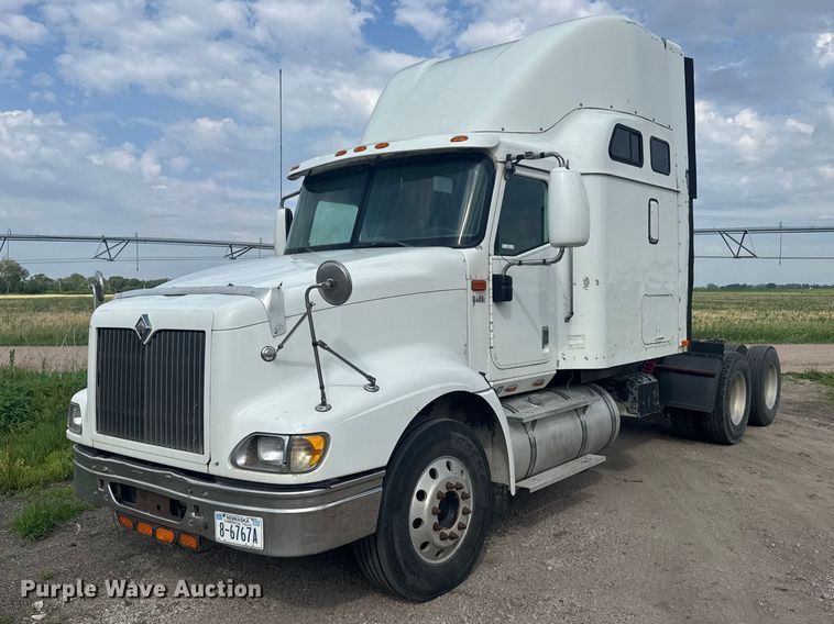 2006 International 9400i semi truck - EW4785