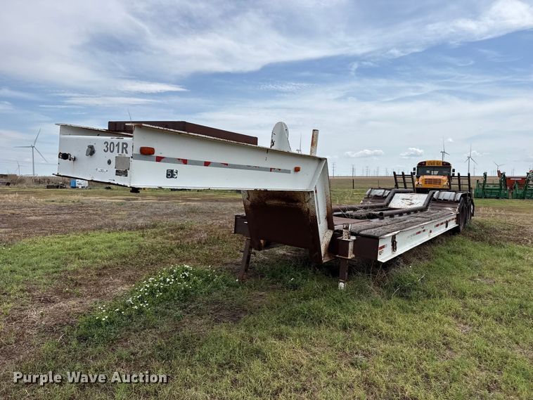 1984 Fruehauf equipment trailer - FB6729