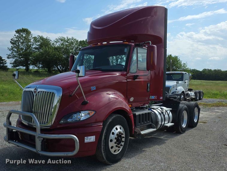 2016 International ProStar 122 semi truck - FH6168