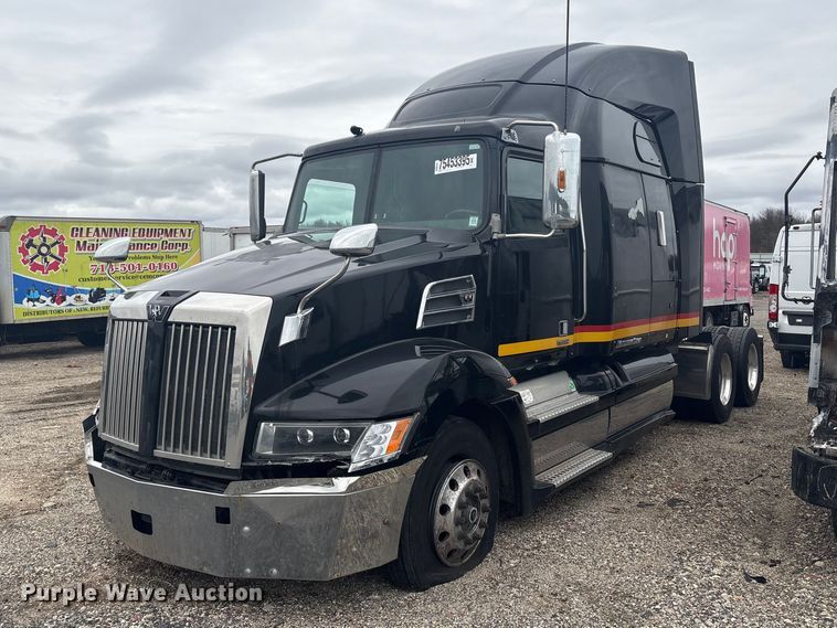 2017 Western Star 5700XE semi truck - YA2949