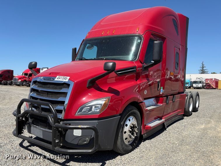2021 Freightliner Cascadia semi truck - YA3039
