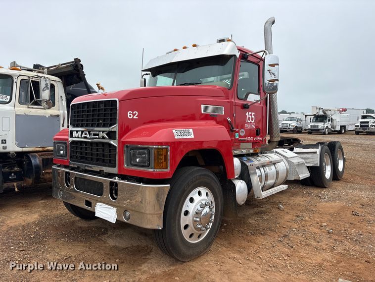 2025 Mack Pinnacle PI64T semi truck - YA3735