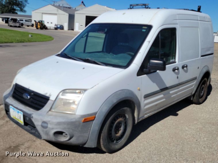 2013 Ford Transit Connect van - DZ7277