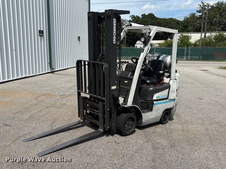 2018 UniCarriers CFS40 forklift - EF1241