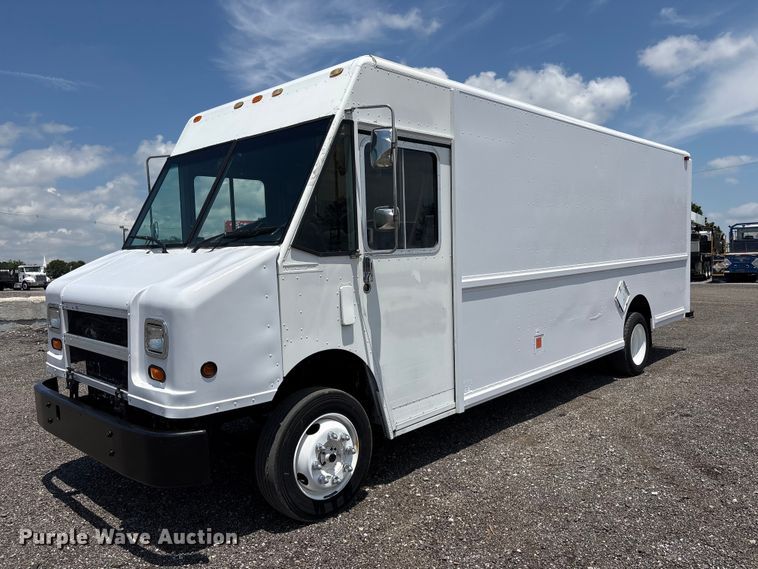Freightliner Delivery Truck or Van For Sale | Purple Wave Auction