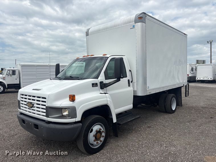 2006 Chevrolet C5500 box truck - EG9191