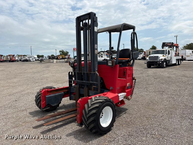 2006 Moffett M55 forklift - EG9197