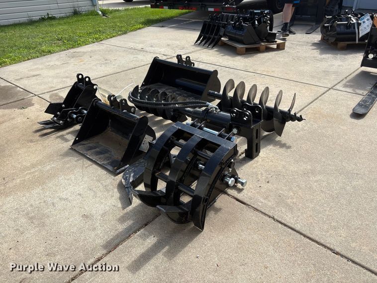 2026 AGT 12EX-ATA mini excavator attachments - EI5890