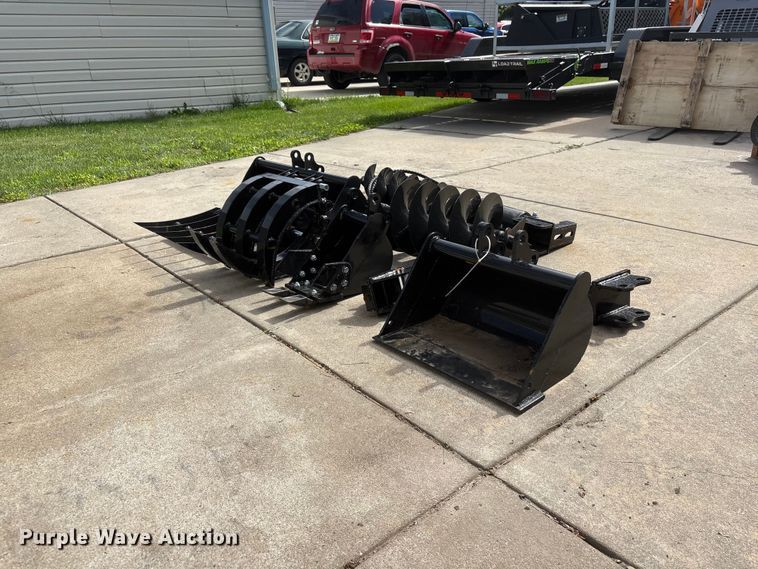 2026 AGT 12EX-ATA mini excavator attachments - EI5891