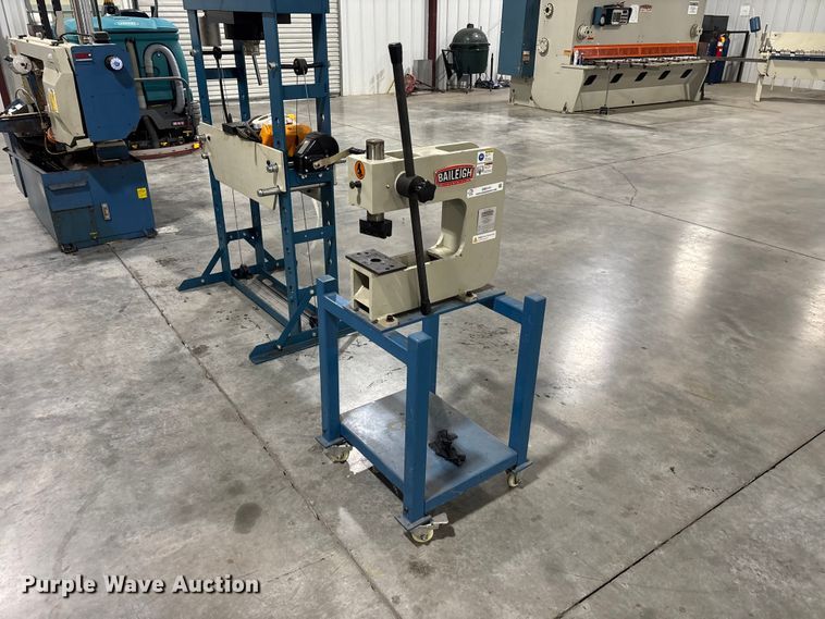 2018 Baileigh BP-3 press - EM5101