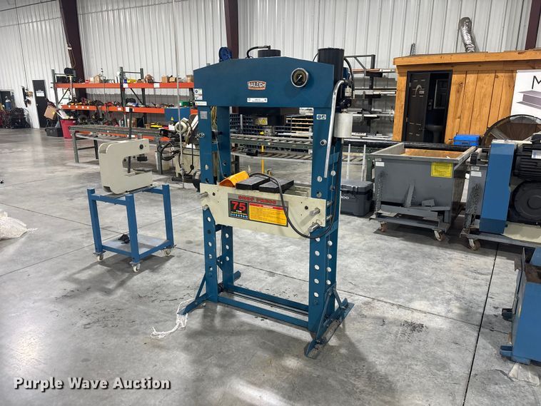 2019 Baileigh 75T press - EM5102