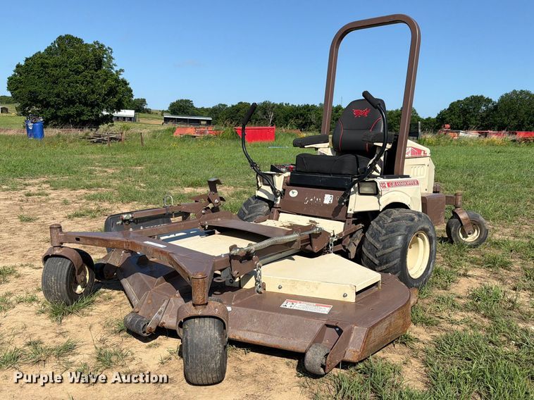 2021 Grasshopper 932 ZTR lawn mower - EQ8004