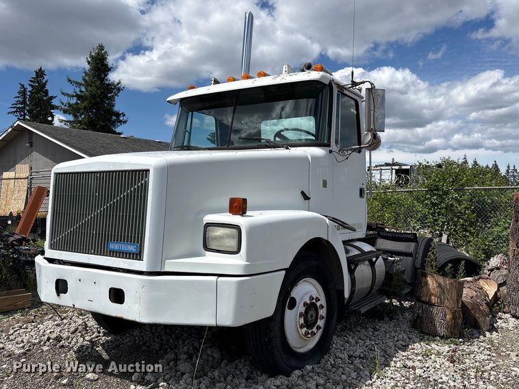 1993 White GMC WG truck - ET0525