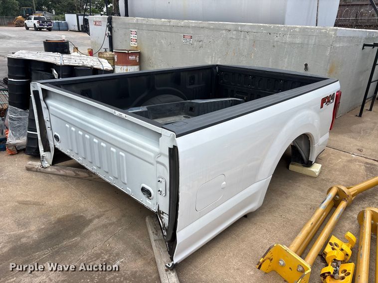 Pickup truck bed - EU5699