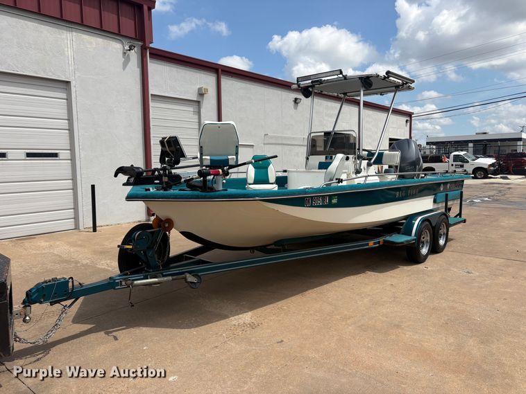 1995 Predator Boats 222 boat - EV2996