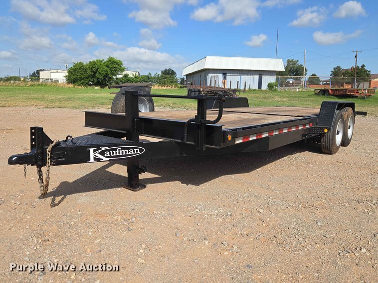 2021 Kaufman tilt deck utility trailer - EW0305