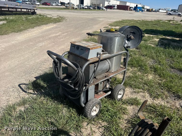Alkota hot pressure washer - EW4895