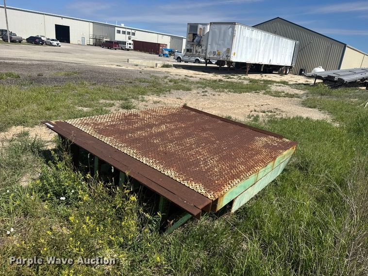 Loading dock - EW4896