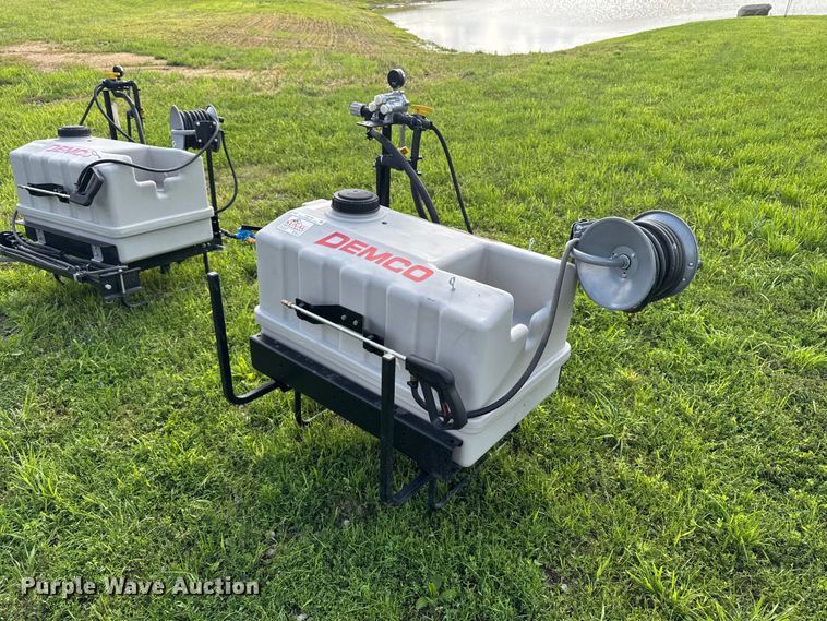 Demco 9464089 turf sprayer - FB5708