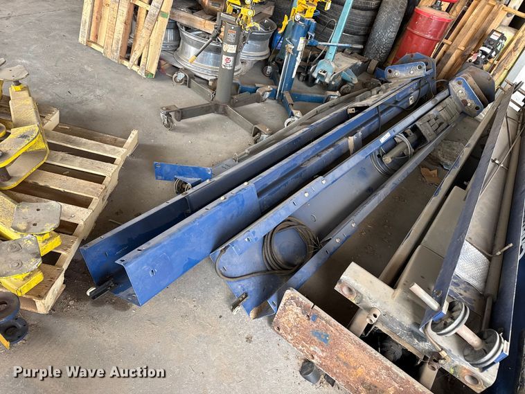Rotary automotive lift - FB6827