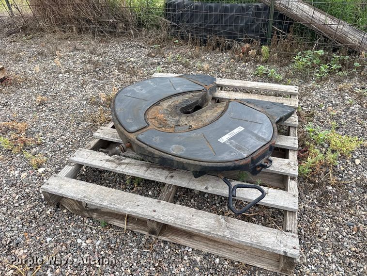 Holland fifth wheel plate - FB6830