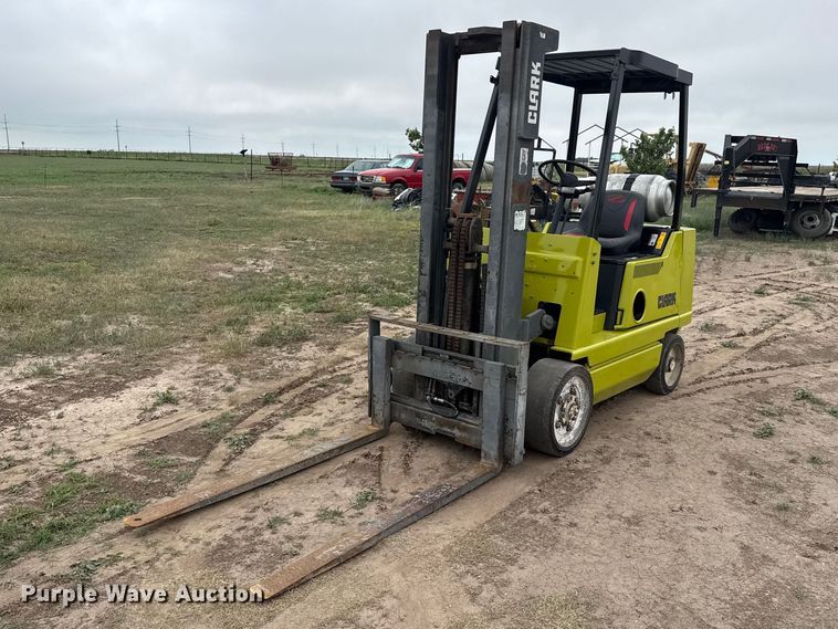 Clark GCS20MB forklift - FB6835