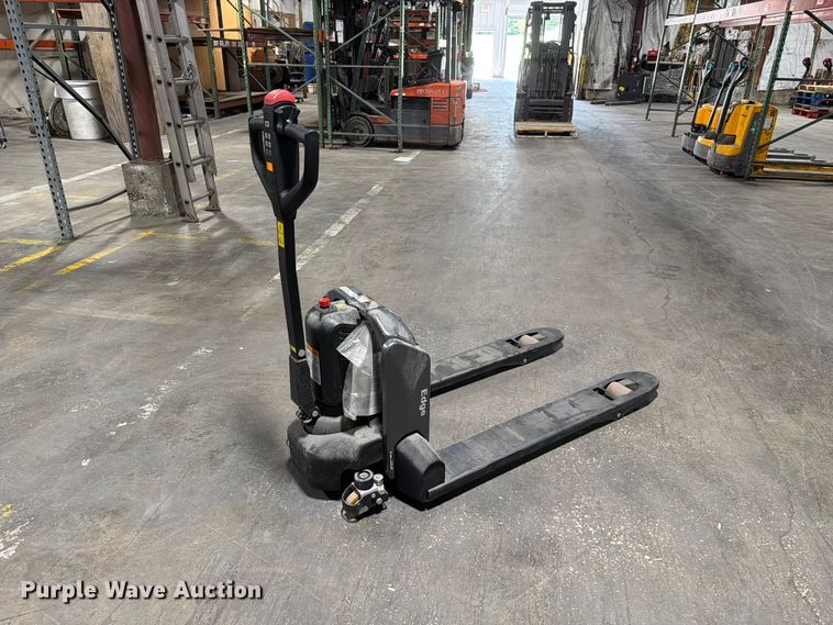 2024 Noblelift PTE33N pallet jack - FC3176