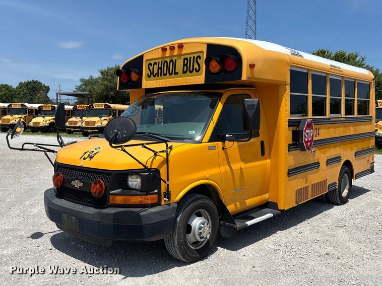 2015 Thomas Built Express G4500 school bus - FC5879