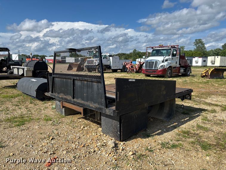 Flatbed pickup truck bed - FC5949