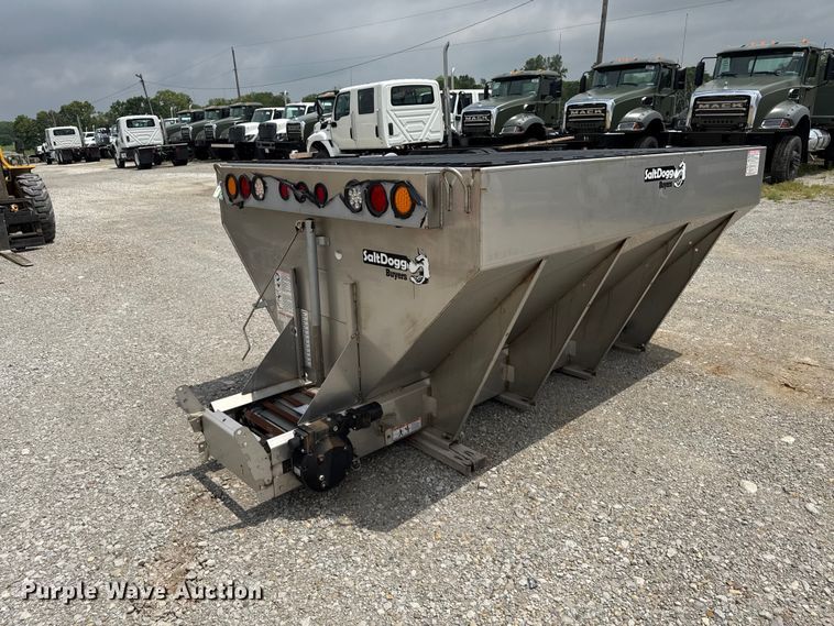 Salt Dogg 14509F572111B6 spreader - ND9512