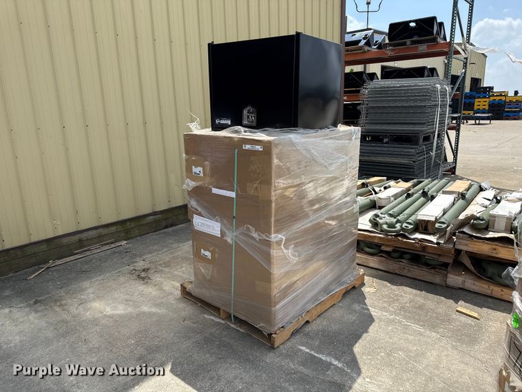 (5) Buyers tool boxes - ND9518