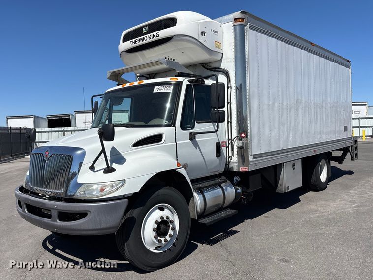 2019 International 4300 refrigerated truck - YA3361