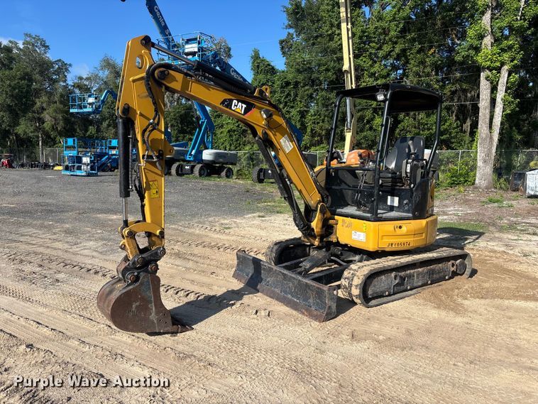 2019 Caterpillar 303.5E2 mini excavator - DU6305