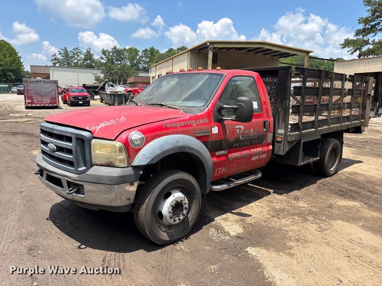 2007 Ford F450 Super Duty flatbed truck - DU6316