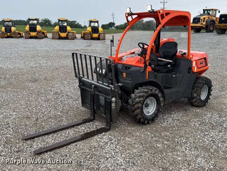 2003 JLG 3013 telehandler - DV2033