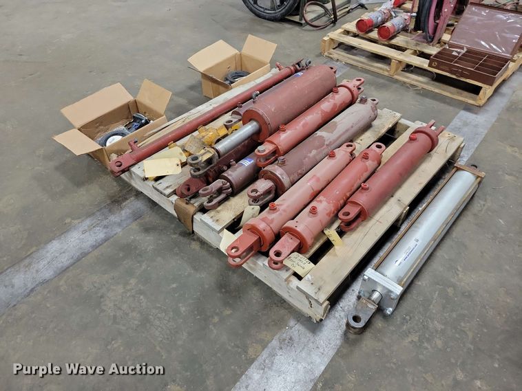 Hydraulic cylinders - DZ7307
