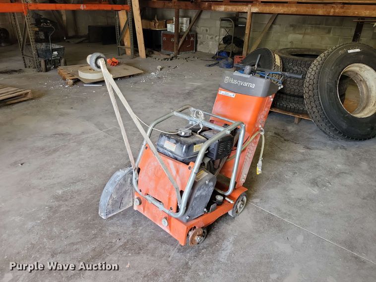 2014 Husqvarna  FS413 concrete saw - DZ7322
