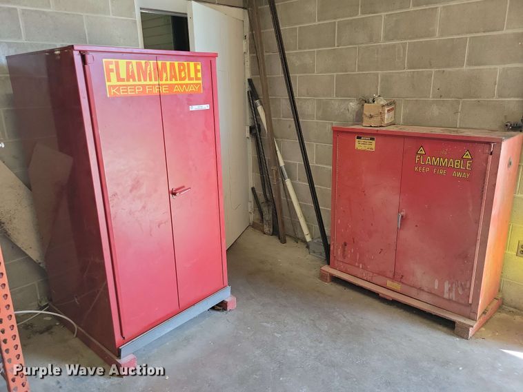 (2) flammable storage cabinet - DZ7325