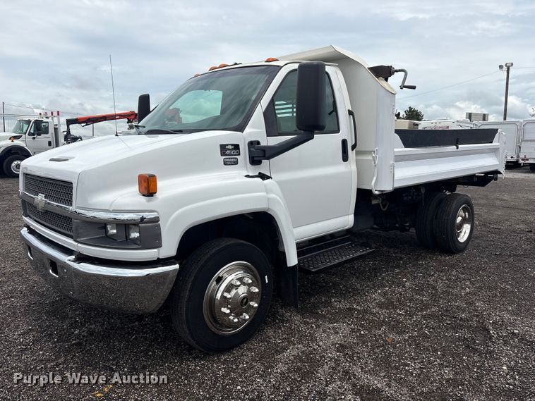 2004 Chevrolet C4500 dump truck - EG9135