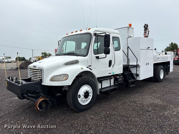 2007 Freightliner Business Class M2 Ext. Cab utility / service truck - EG9152