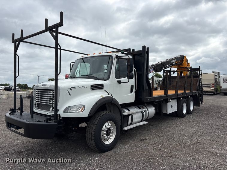 2013 Freightliner Business Class M2 grapple truck - EG9171