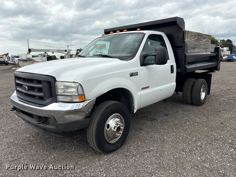 2004 Ford F350 Super Duty dump bed pickup truck - EG9190