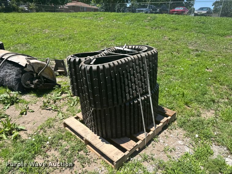 Rubber track solutions tracks - EW4846