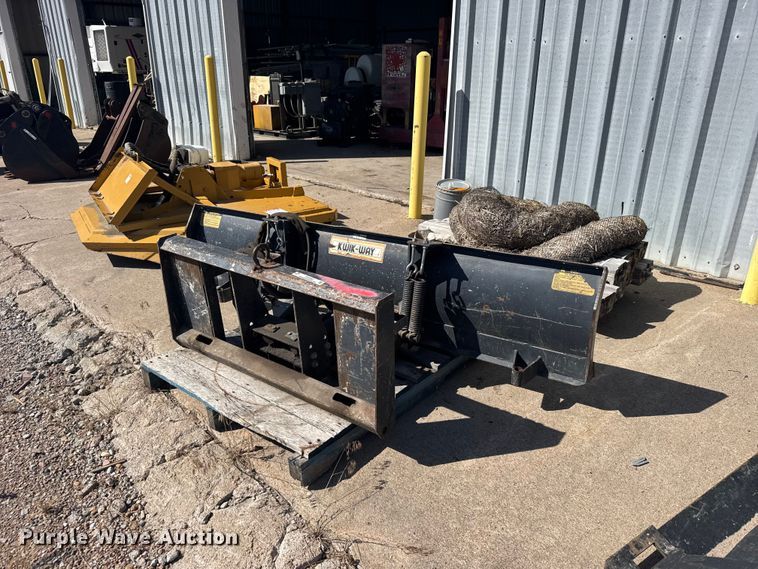 Kwik-Way skid steer dozer blade - EW4863
