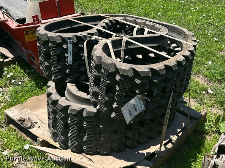 2021 Rubber track solutions tracks - EW4867