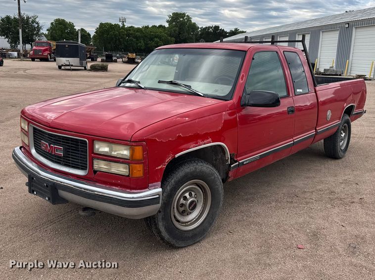 1999 GMC Sierra 2500 Ext. Cab pickup truck - EW4872