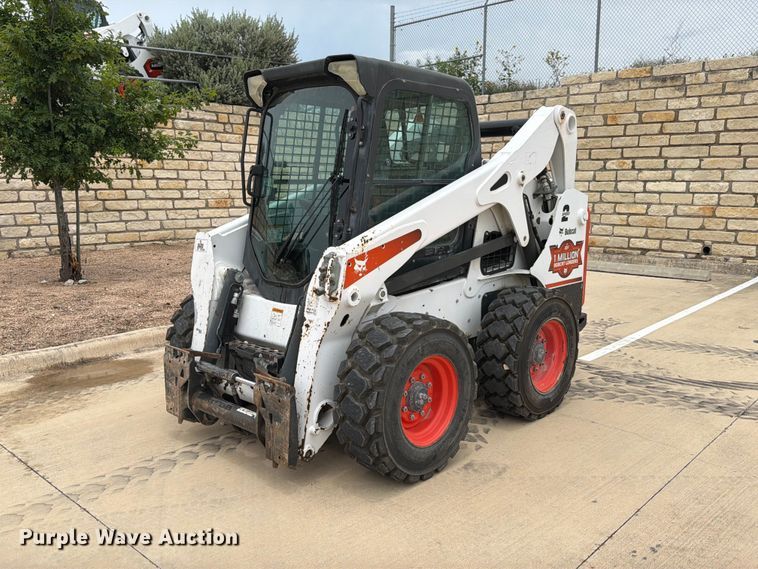 2014 Bobcat S650 skid steer loader - FB8218