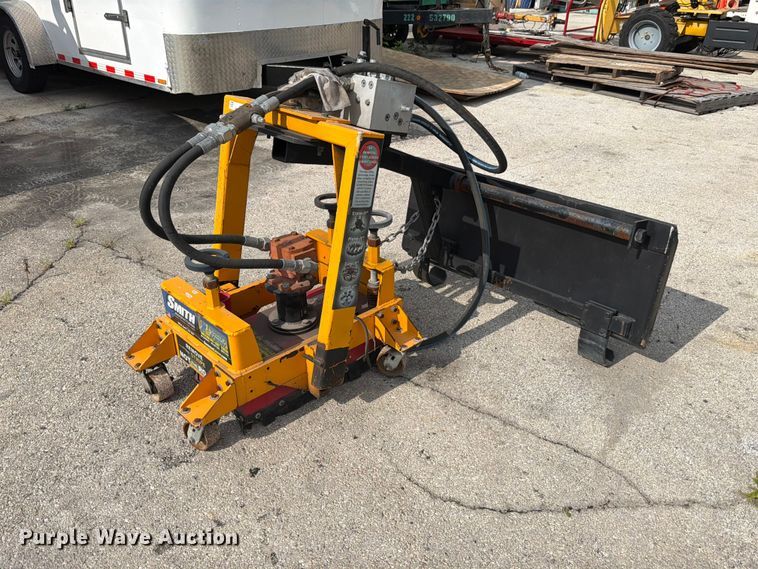 Smith Manufacturing skid steer stripe remover  - FB8235