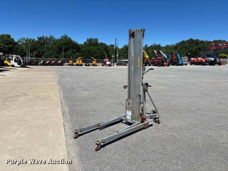 Genie SLC-24 contractor lift - FC1654